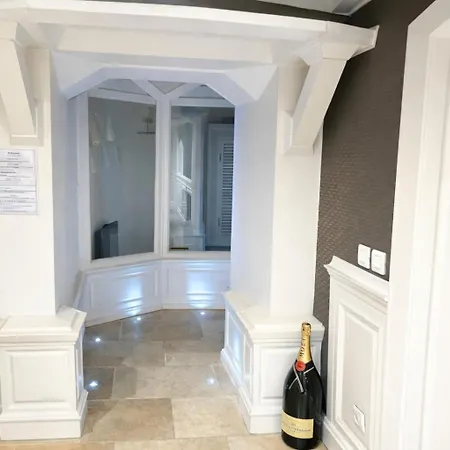 Moderne & Spacieux Au Coeur De Apartamento